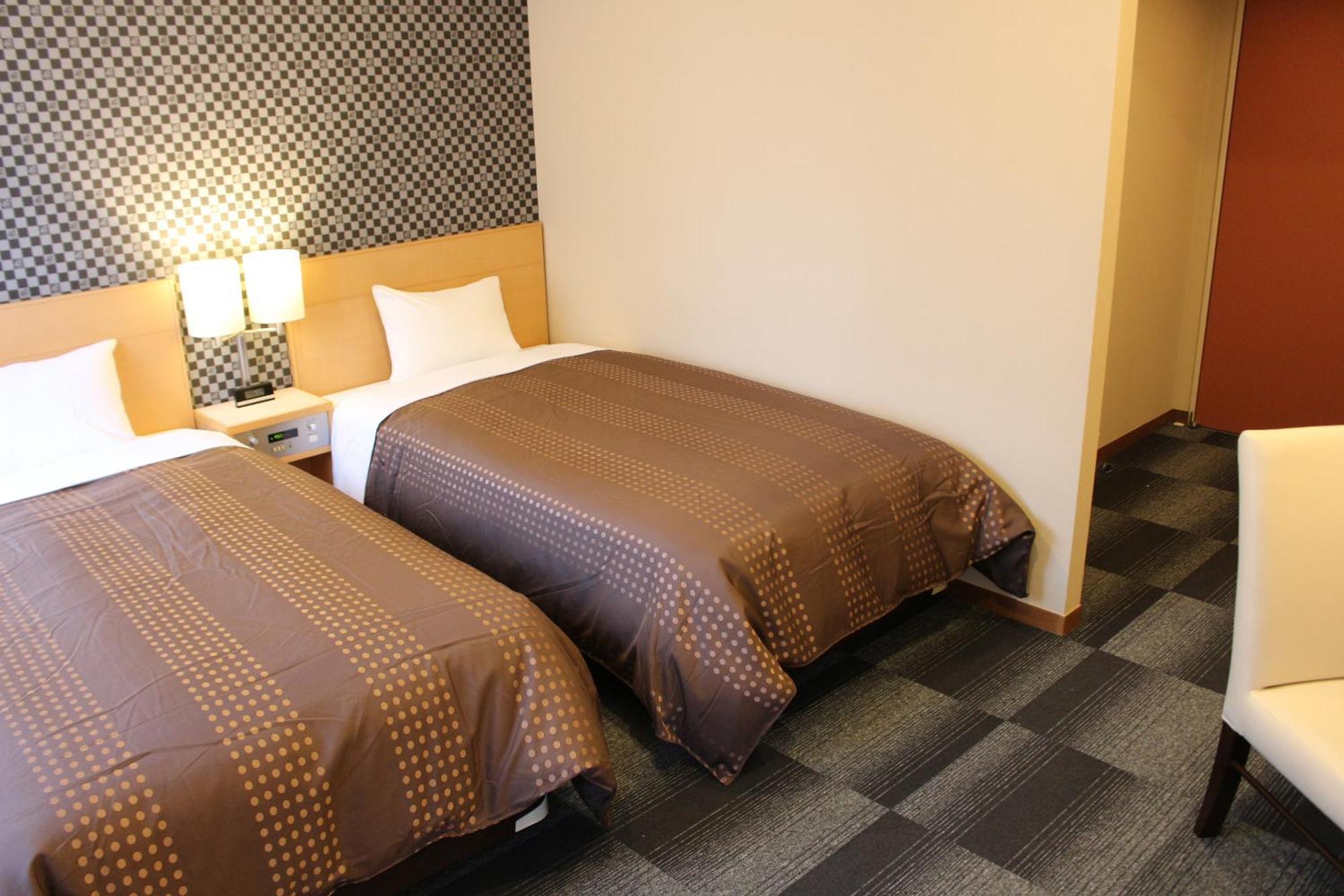 Hotel Livemax Budget Chiba Mihama Exterior photo